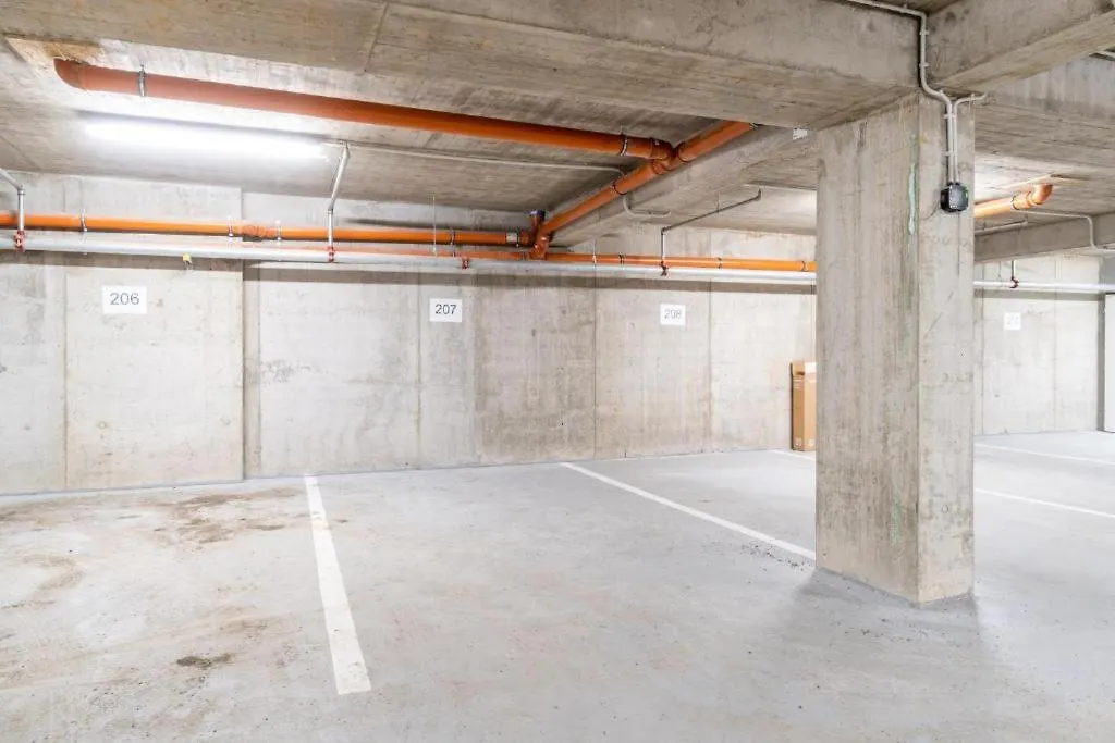 Brand New Two Room Apartment #23 With Free Parking In The City Center Praag