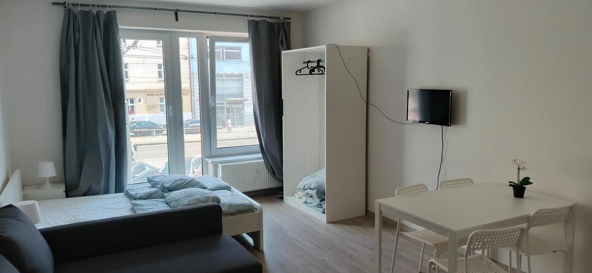 Brand New Two Room Apartment #23 With Free Parking In The City Center Prague