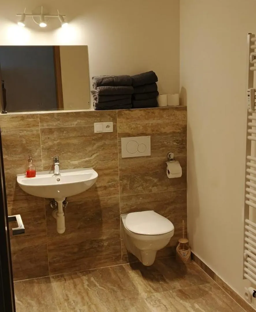 Brand New Two Room Apartment #23 With Free Parking In The City Center Praha
